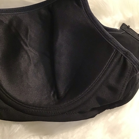 Adore Me Underwire Crossback Sports Bra 30D - Picture 4 of 6